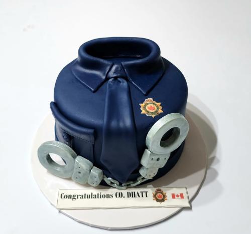 Police uniform cake