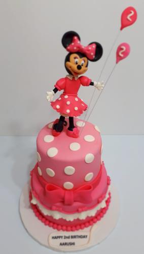 Minnie Mouse cake